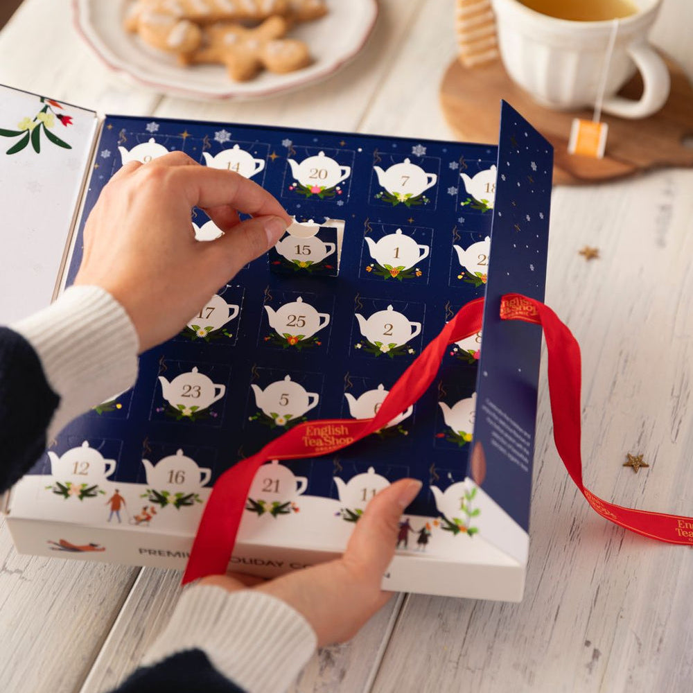 English Tea Shop Organic Book Style Blue Advent Calendar 75g