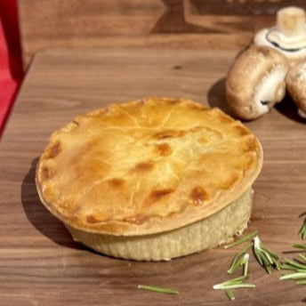 Chicken & Mushroom Pie 8oz (1/2 lb Ship Weight)