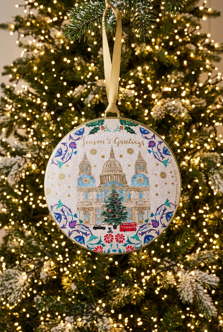 #81 Tinker Tailor St Paul's Cathedral Metal Round Ornament Approx 4"