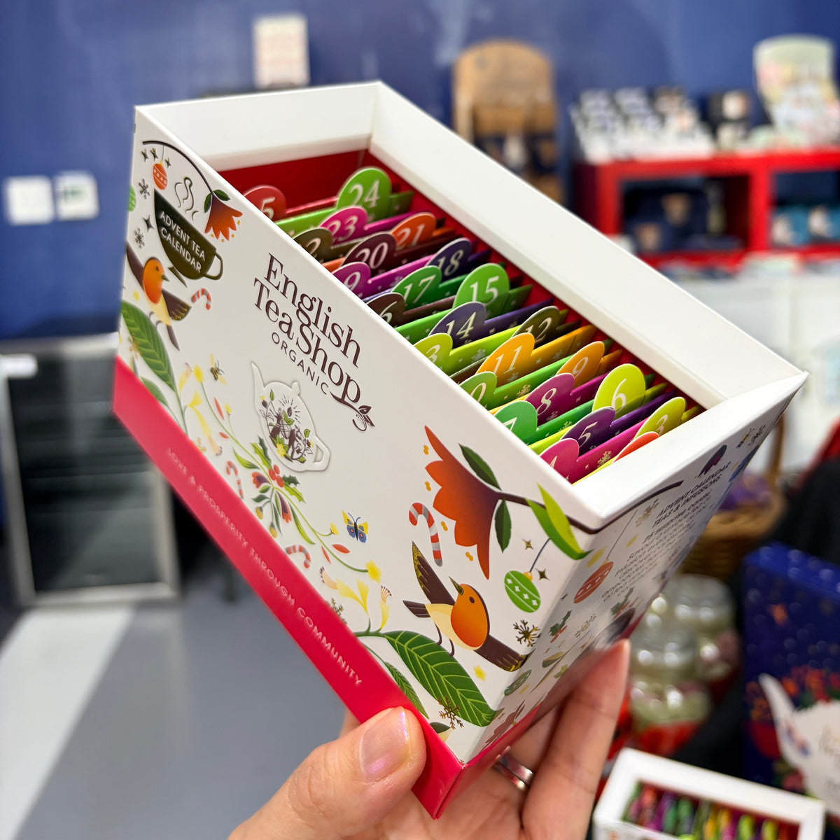 English Tea Shop Organic Tea Advent Calendar White, 44.5g