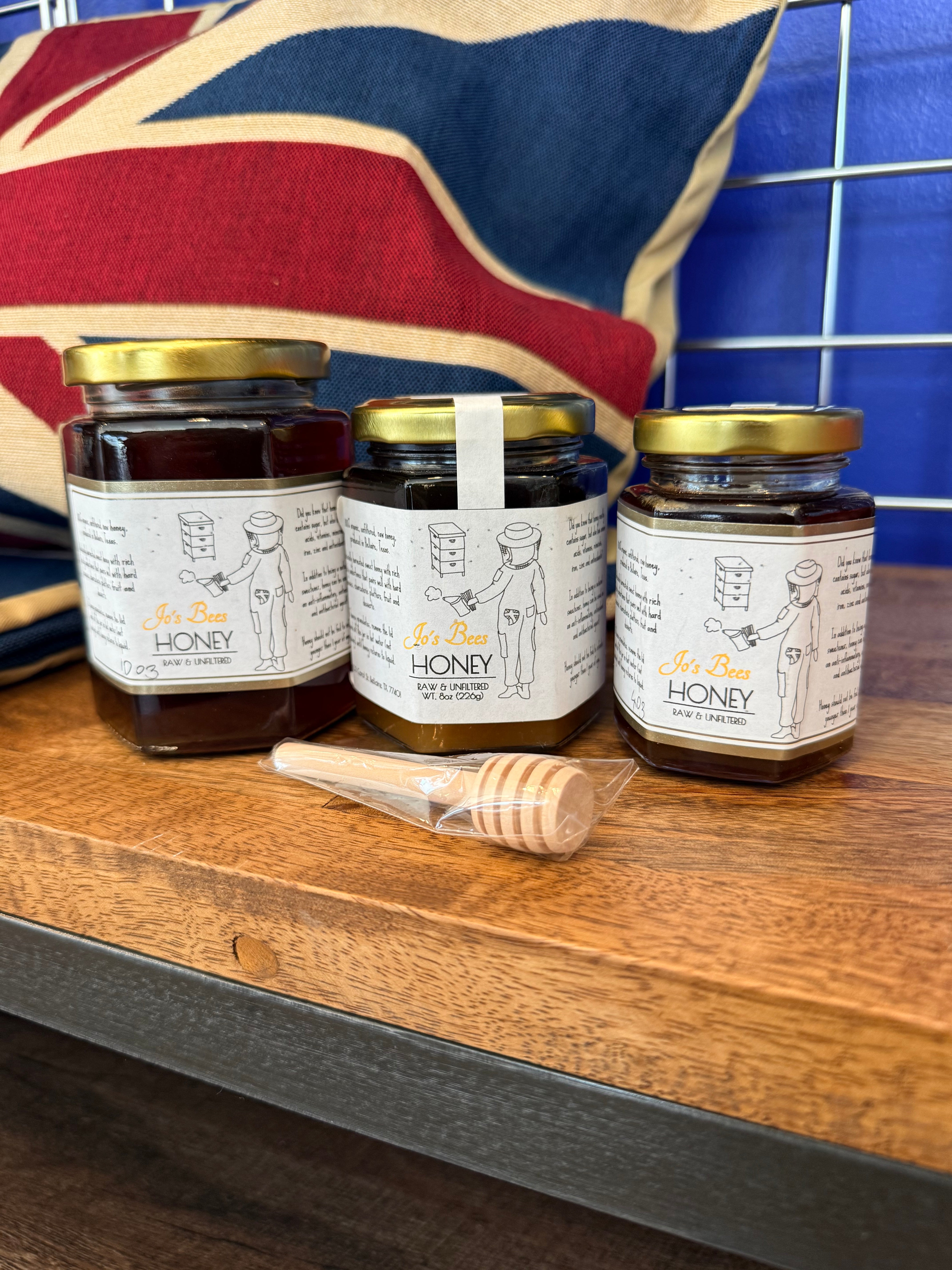 Jo's Bees Honey Raw & Unfiltered  Size 4 oz (113g)