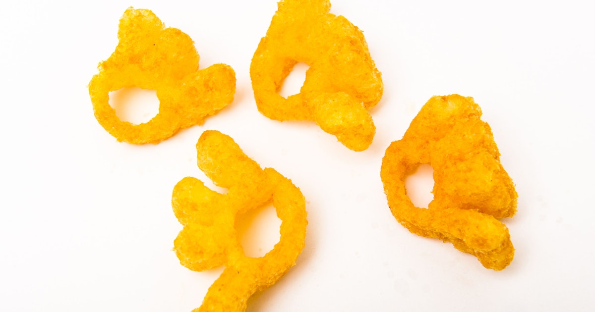 <p data-mce-fragment="1">Monster Munch Flaming Hot Flavor Crisps. With its intense flavor, this 40g bag is perfect for satisfying your cravings.</p> <p data-mce-fragment="1">Made with quality ingredients, this snack is 100% gluten-free and packed with essential nutrients, making it a tasty and nutritious option for any snacking occasion.</p>