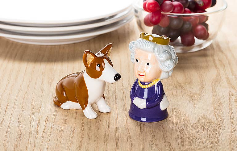 Salt & Pepper - Queen and Corgi  Approx Size 3.5"H