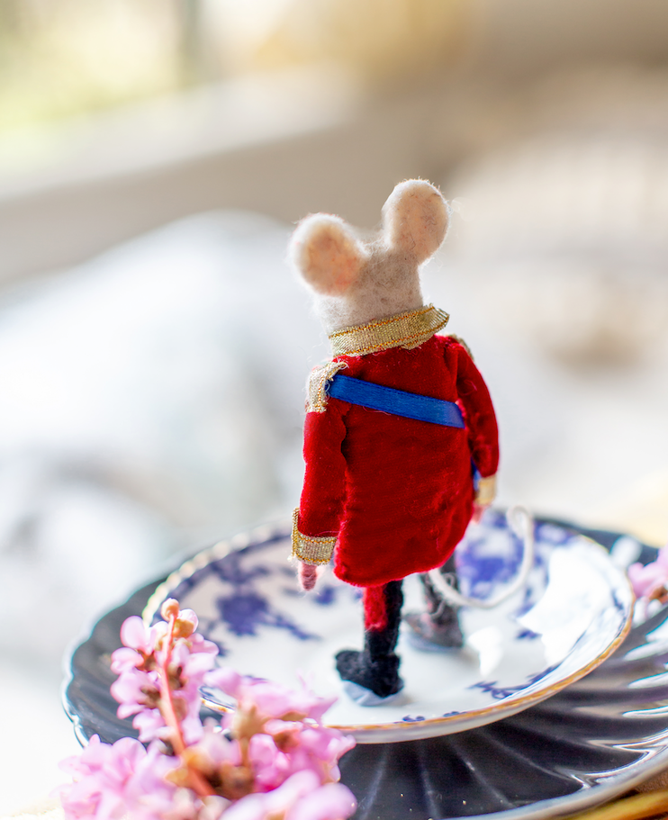 Felt Mouse - King Coronation