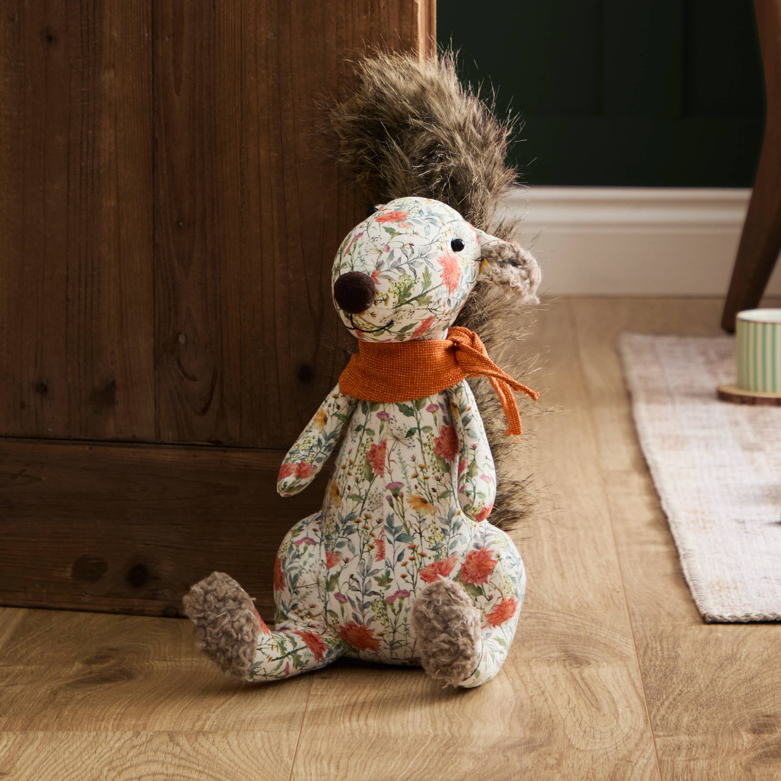 Door Stop - Squizmo Squirrel. Multicolour - Size 13.4" x 10" x 6"
