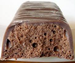Cadbury Wispa 36g. This delectable treat boasts a rich, creamy texture and a melt-in-your-mouth experience. Made by Cadbury, a company with over 200 years of expertise, this chocolate bar is sure to delight and satisfy your sweet cravings.
